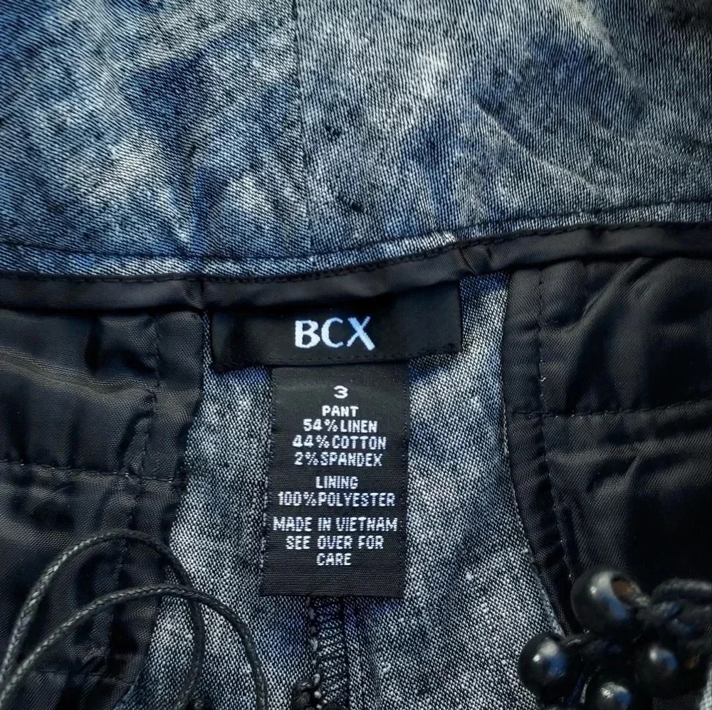 NWT BCX Shorts with Belt and Button Detail on Legs Linen and Cotton Blend Grey 3 - Picture 9 of 14